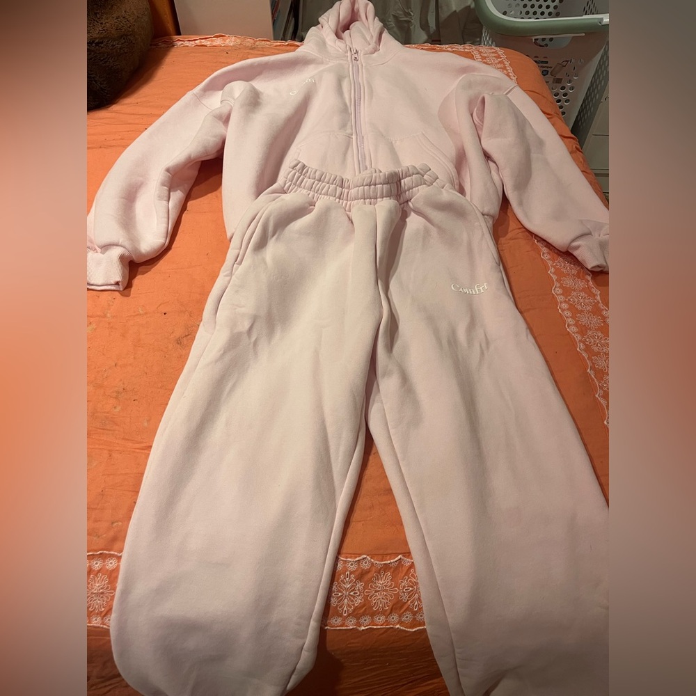 (NWOT) Comfrt Light Pink Cloud Outfit Set
